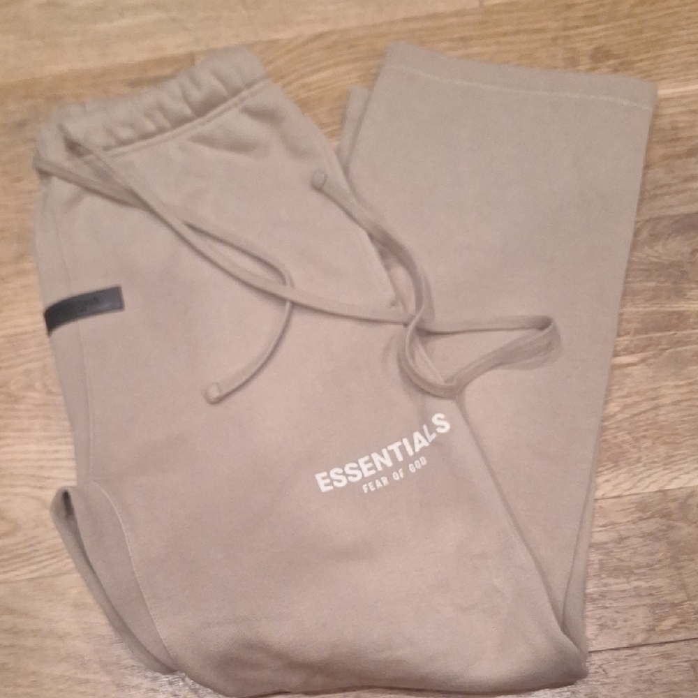 Men's Tan Pants
